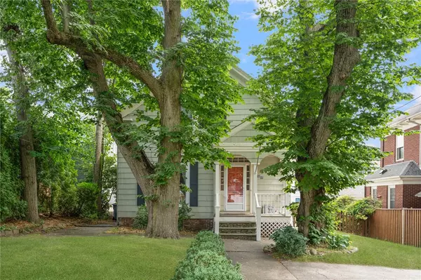 300 Rochambeau AVE, Providence, RI 02906