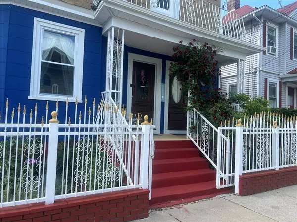 Providence, RI 02909,64 Elmdale AVE