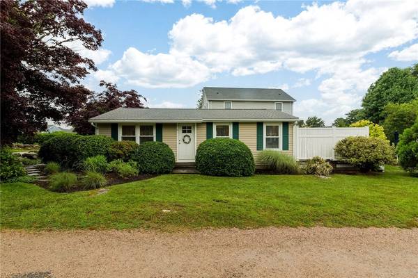 6 East Burdick ST, Charlestown, RI 02813