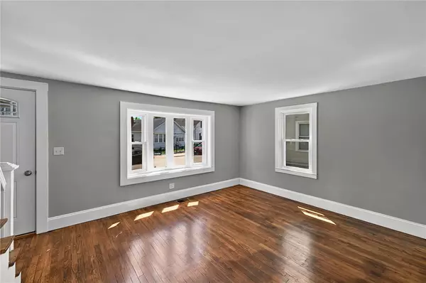 Pawtucket, RI 02860,111 Cleveland ST