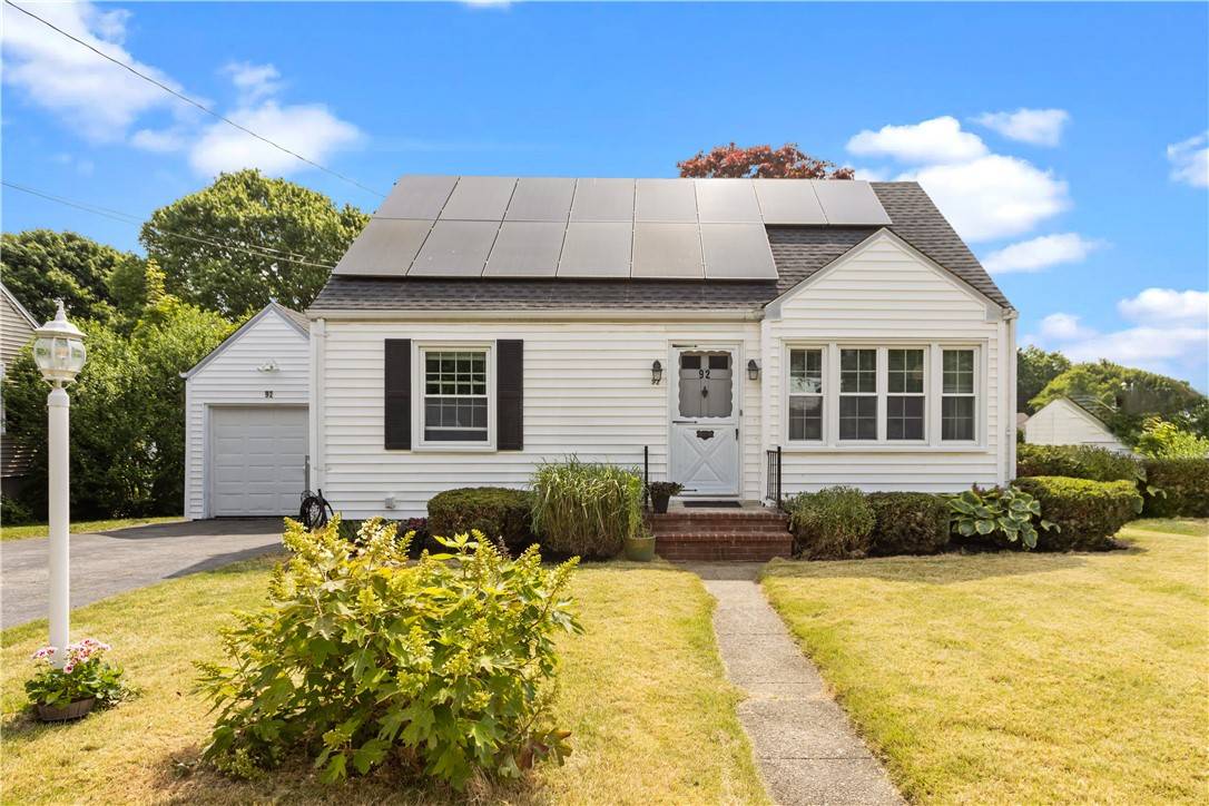 92 Lewis AVE, Somerset, MA 02726