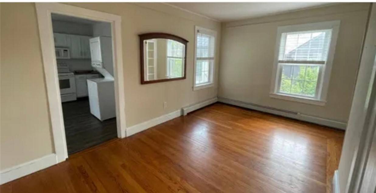 Newport, RI 02840,7 Bridge ST #c