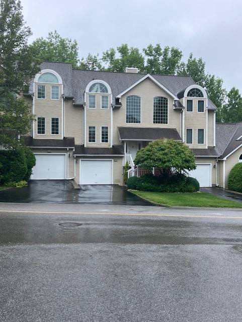 187 River Farms DR #187, West Warwick, RI 02893