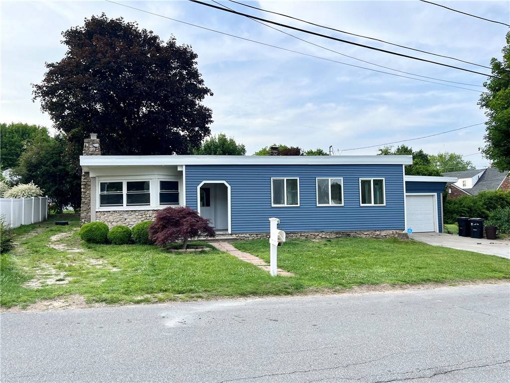 5 Gano AVE, Johnston, RI 02919