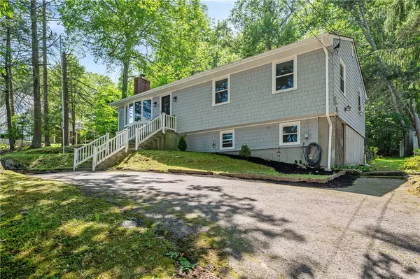 405 Camp Dixie RD,  Burrillville,  RI 02859