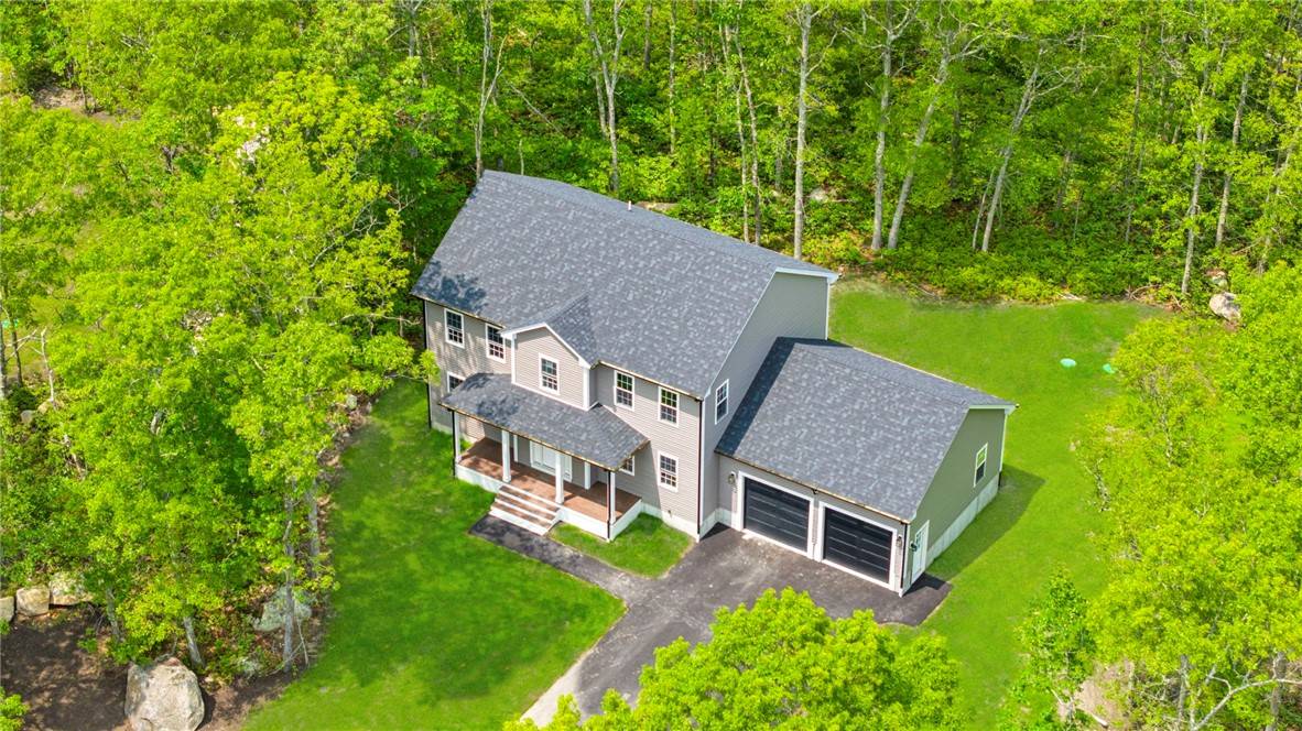 16 Indian Grass CIR, Tiverton, RI 02878