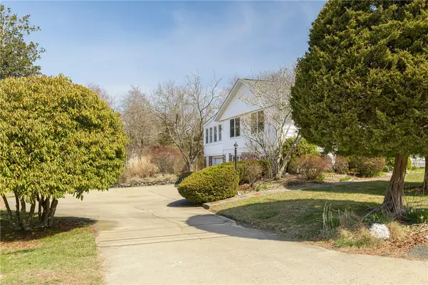 Jamestown, RI 02835,152 Hamilton AVE