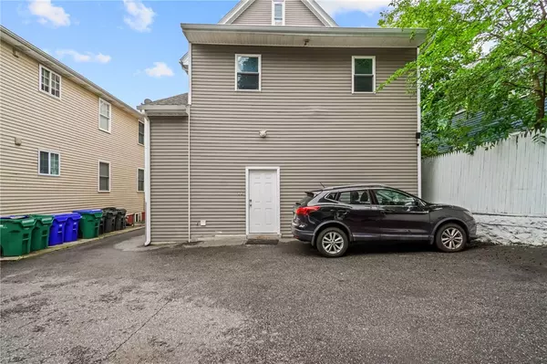 Providence, RI 02909,91 Julian ST