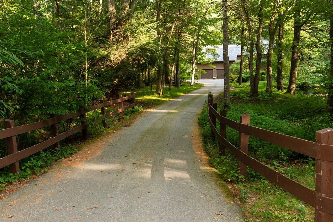 11 Running Stream RD, Rehoboth, MA 02769
