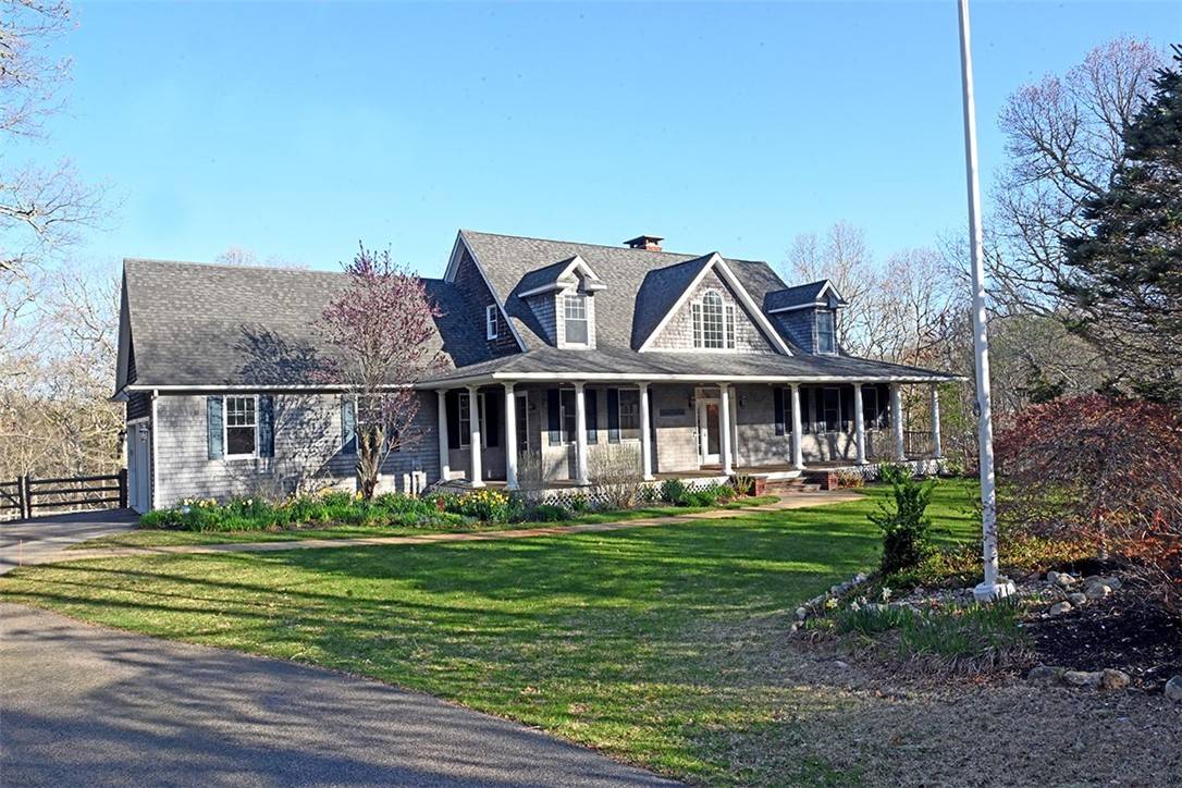 56 Ocean Ridge DR, Charlestown, RI 02813
