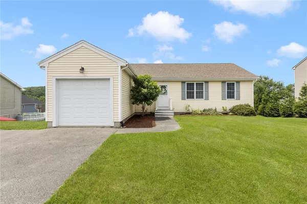 63 Danielle DR, Woonsocket, RI 02895