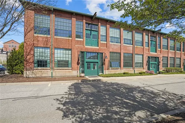 180 Allen ST #107, Woonsocket, RI 02895