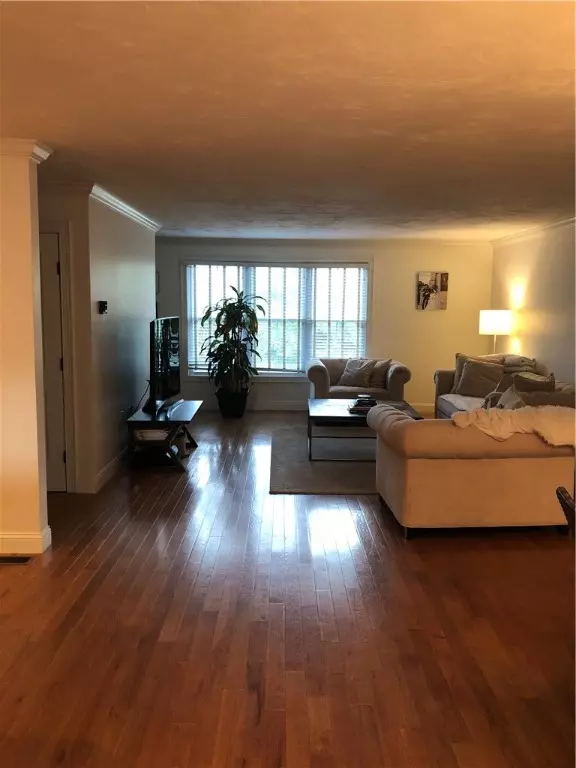 Burrillville, RI 02830,161 Graniteville RD