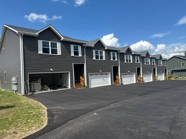 99 Ayda Rose AVE, West Warwick, RI 02893