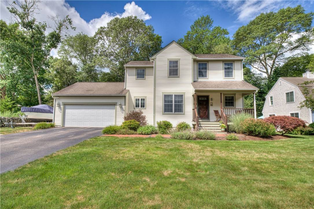 103 Brown's Farm DR, South Kingstown, RI 02881