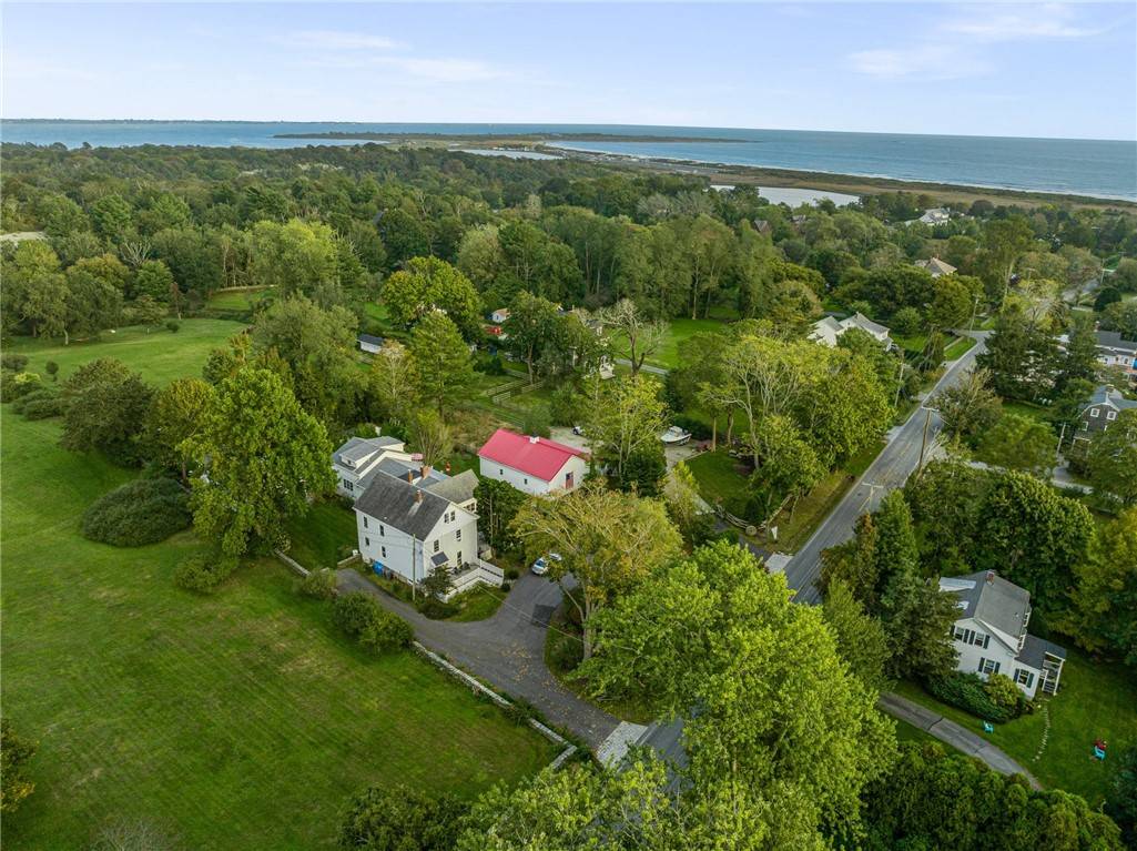 400 Paradise AVE, Middletown, RI 02842