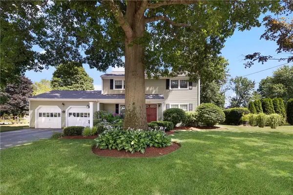 Seekonk, MA 02771,358 Olney ST