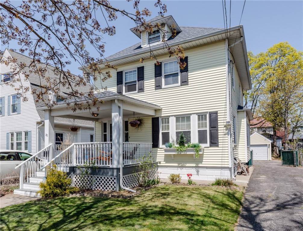 25 Rhodes AVE, Cranston, RI 02905