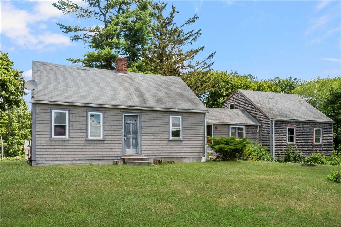 533 Scituate AVE, Cranston, RI 02921