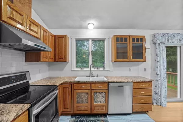 Johnston, RI 02919,2 Birch ST