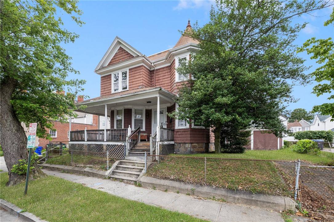 313 Vermont AVE, Providence, RI 02905