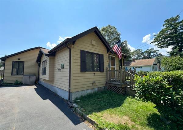 42 Leigh ST, Warwick, RI 02889