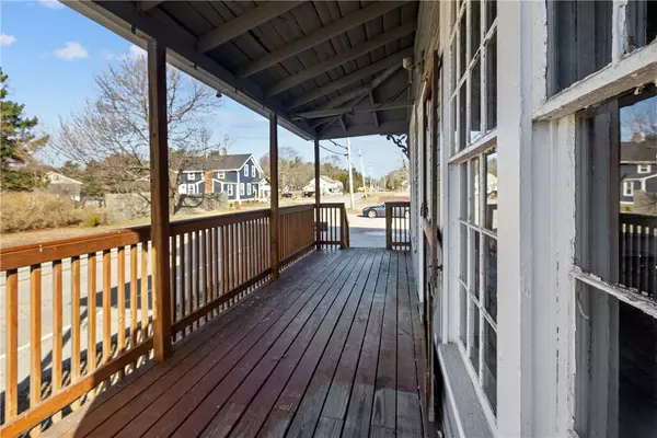 North Kingstown, RI 02852,590 Davisville RD