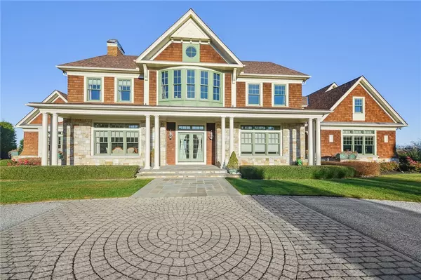 127 Cliff DR, Narragansett, RI 02882