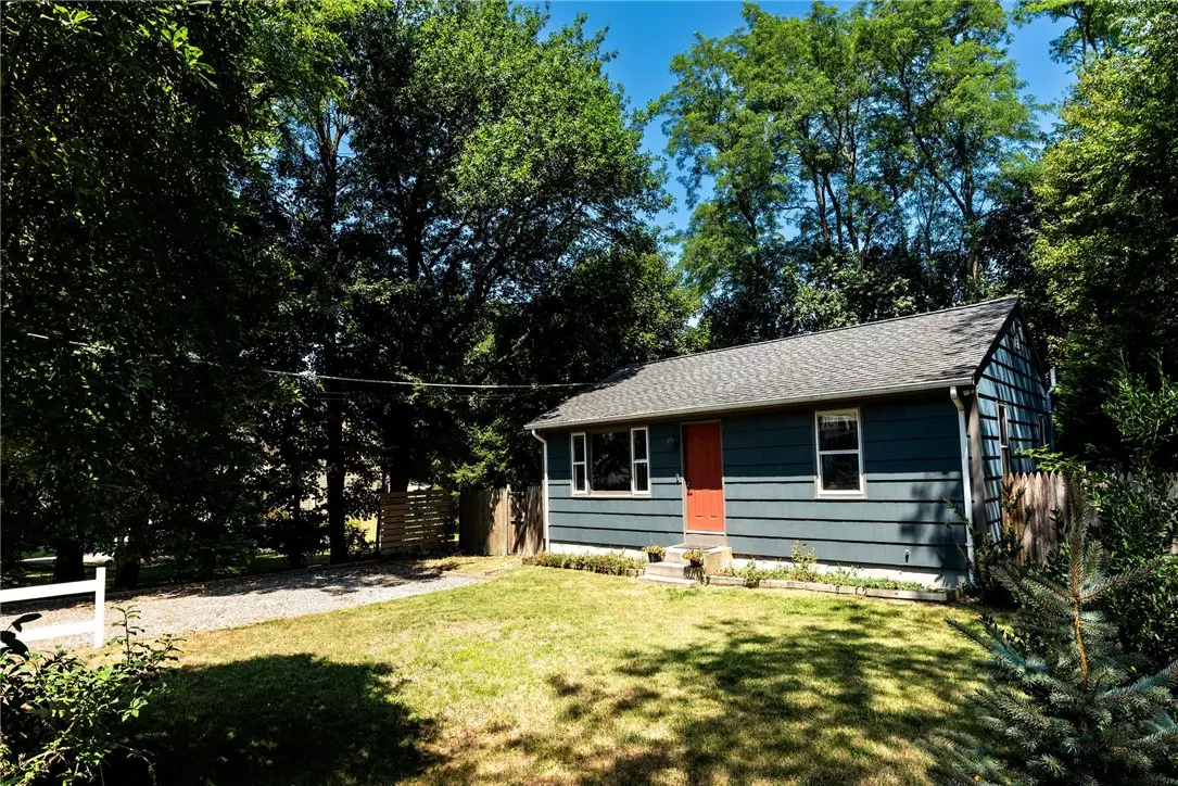 Jamestown, RI 02835,10 Ship ST