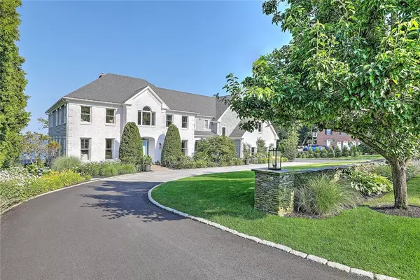 Portsmouth, RI 02871,105 Heidi DR