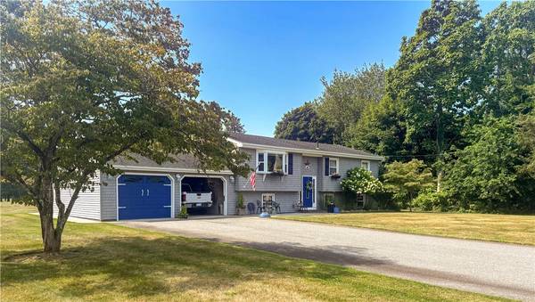 100 Gray ST, Warwick, RI 02889