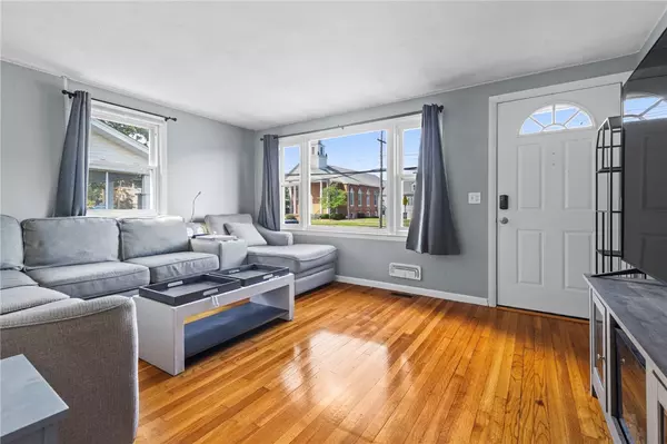 Warwick, RI 02886,794 Main AVE