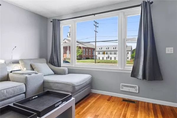 Warwick, RI 02886,794 Main AVE