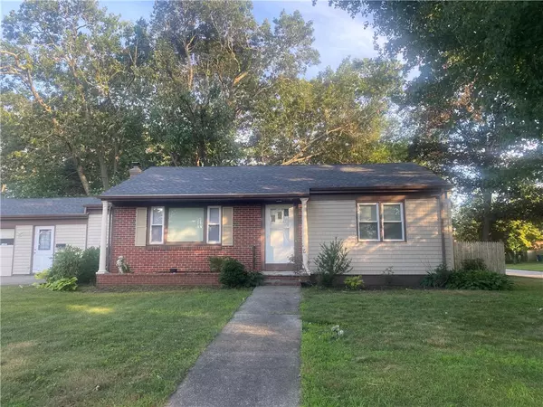 316 Manolla AVE,  Warwick,  RI 02888