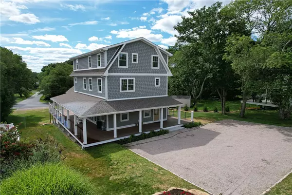 61 Slope AVE, South Kingstown, RI 02879