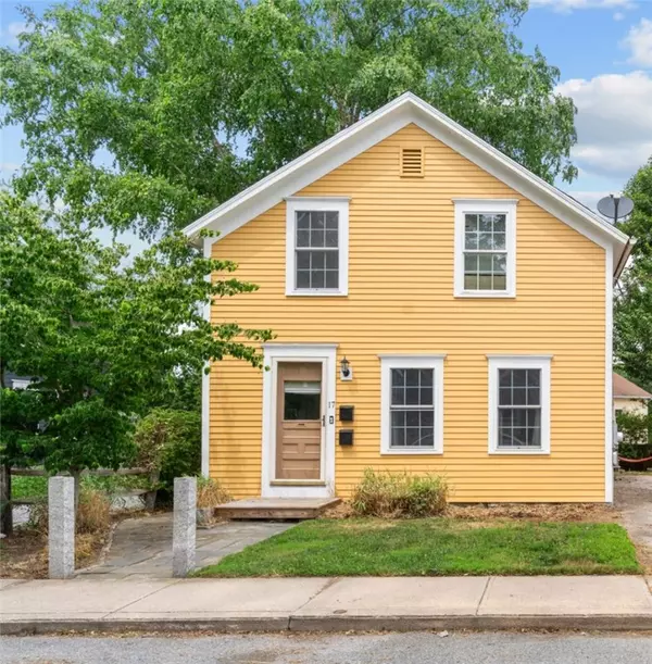 17 Pine ST, South Kingstown, RI 02879