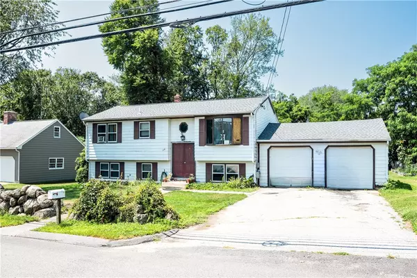 114 Burlingame RD, West Warwick, RI 02893