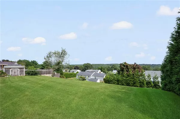 West Warwick, RI 02893,27 Mark Fore DR