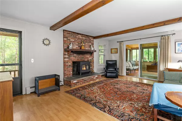 Cumberland, RI 02864,105 Newell DR