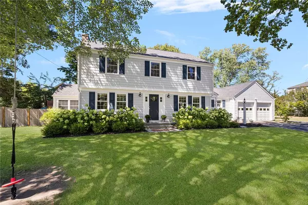 5 Lee RD, Barrington, RI 02806