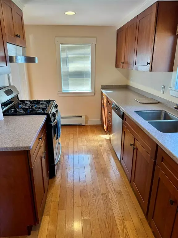 Bristol, RI 02809,113 Constitution ST