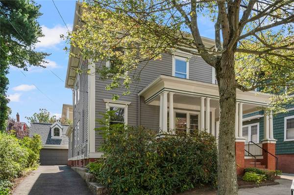 25 Creighton ST, Providence, RI 02906