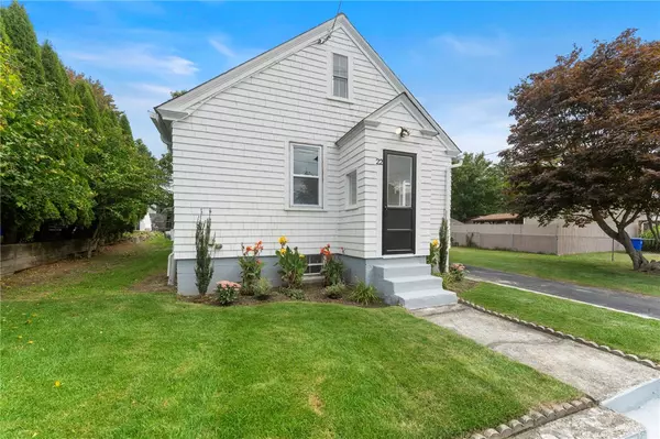 Bristol, RI 02809,22 Goulart AVE