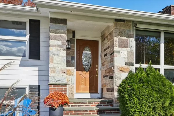 Cranston, RI 02920,269 Glen Hills DR