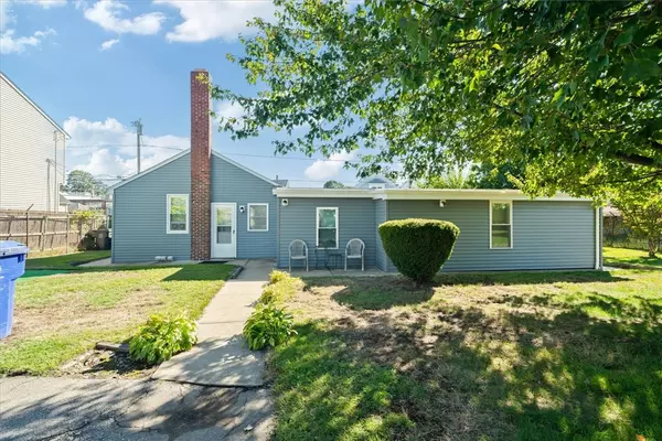 58 Central AVE, East Providence, RI 02914