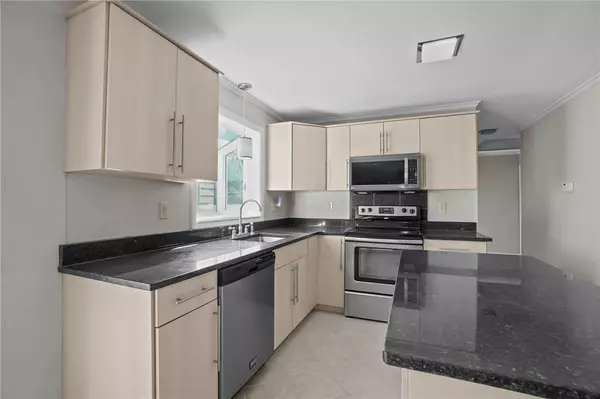 North Providence, RI 02904,1 Benjamin DR