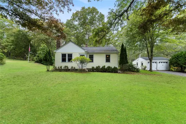 Hopkinton, RI 02804,86 Oak ST