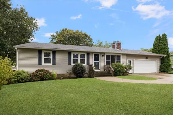 31 Pond View DR, Coventry, RI 02816