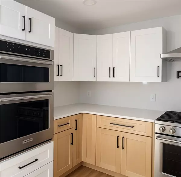 Warwick, RI 02888,105 Kristen CT