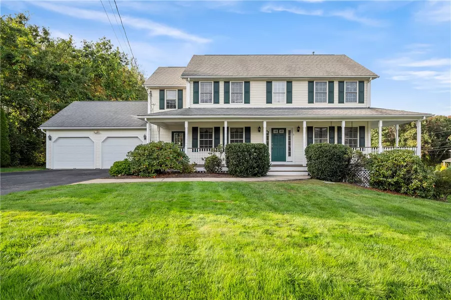 6 Brill LN, Cumberland, RI 02864